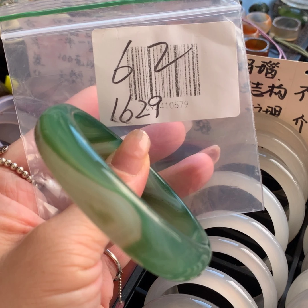 手镯玛瑙/玉髓未镶嵌62