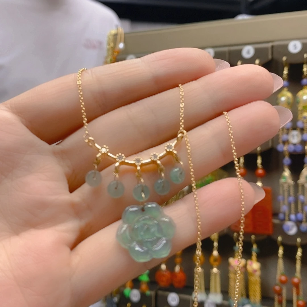 翡翠合金耳饰翡翠