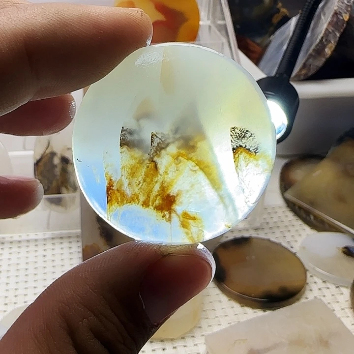 玛瑙/玉髓未镶嵌珠宝奇石