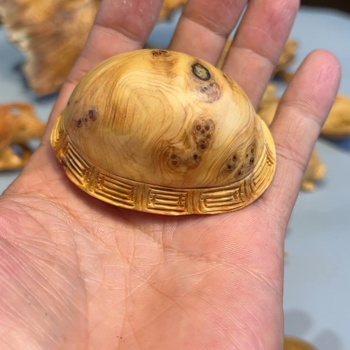 骑****柏木（崖柏）根雕工艺摆件