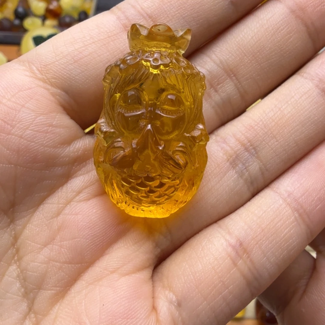 琥珀未镶嵌珠宝奇石