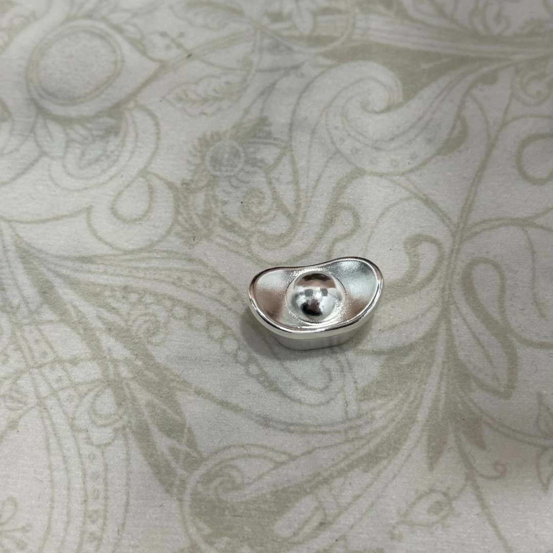 时尚精致小元宝儿