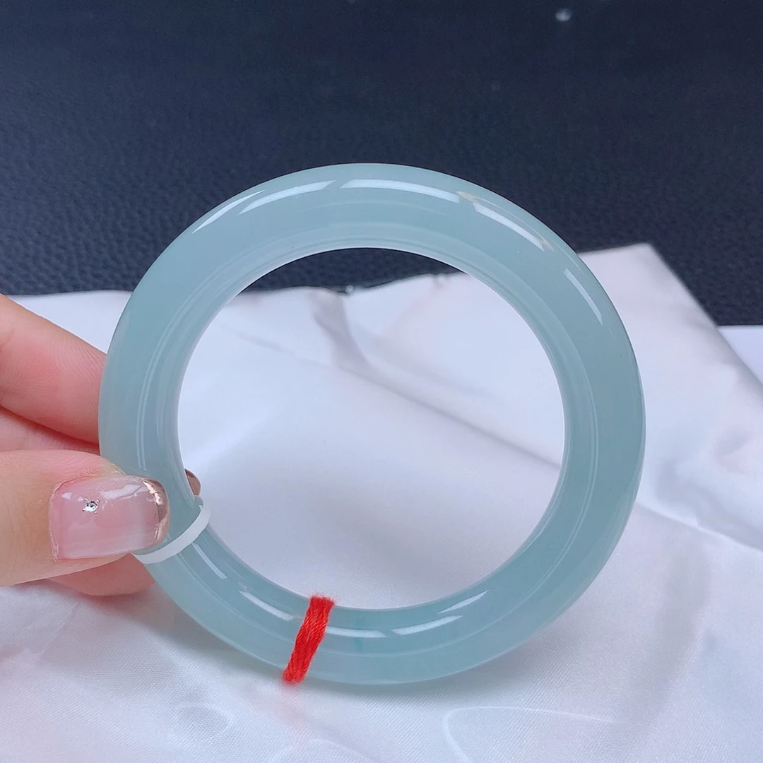 虎***A翡翠手镯未镶嵌翡翠Wj1531