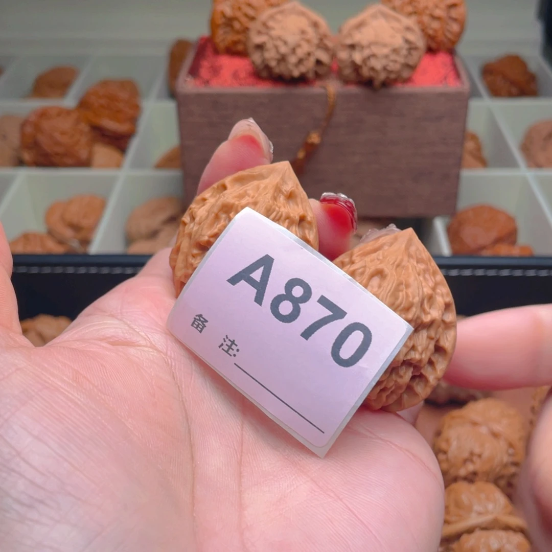 丘***.吊坠文玩核桃佛台