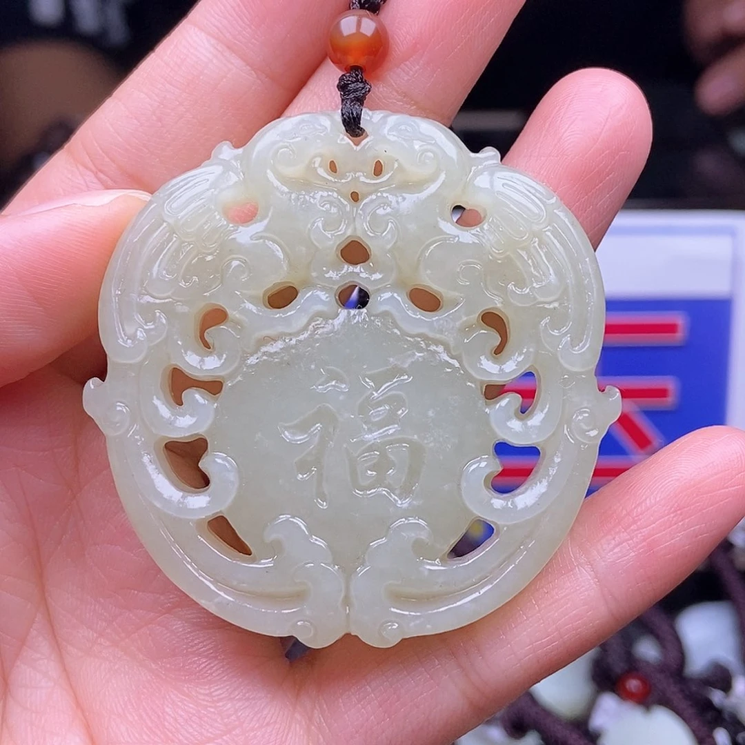 颈饰未镶嵌和田玉