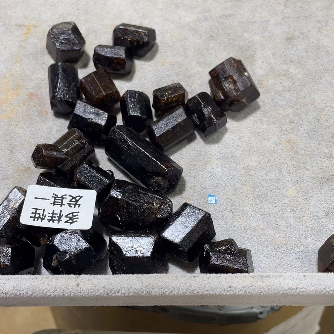 水晶摆件……未镶嵌25g