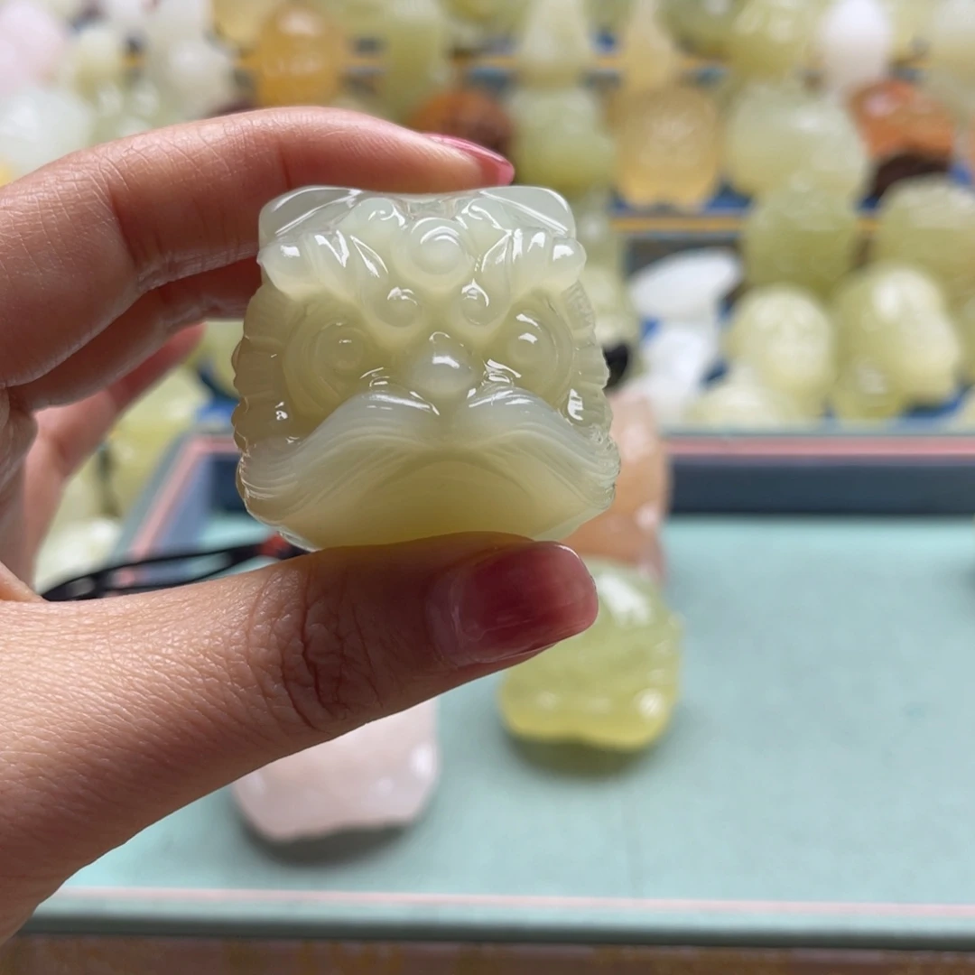 姜****天然雕刻桌面小摆件