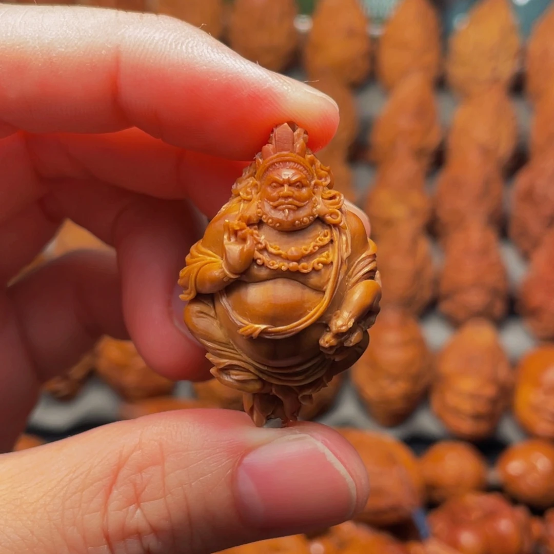 橄榄核吊坠纯手工雕刻