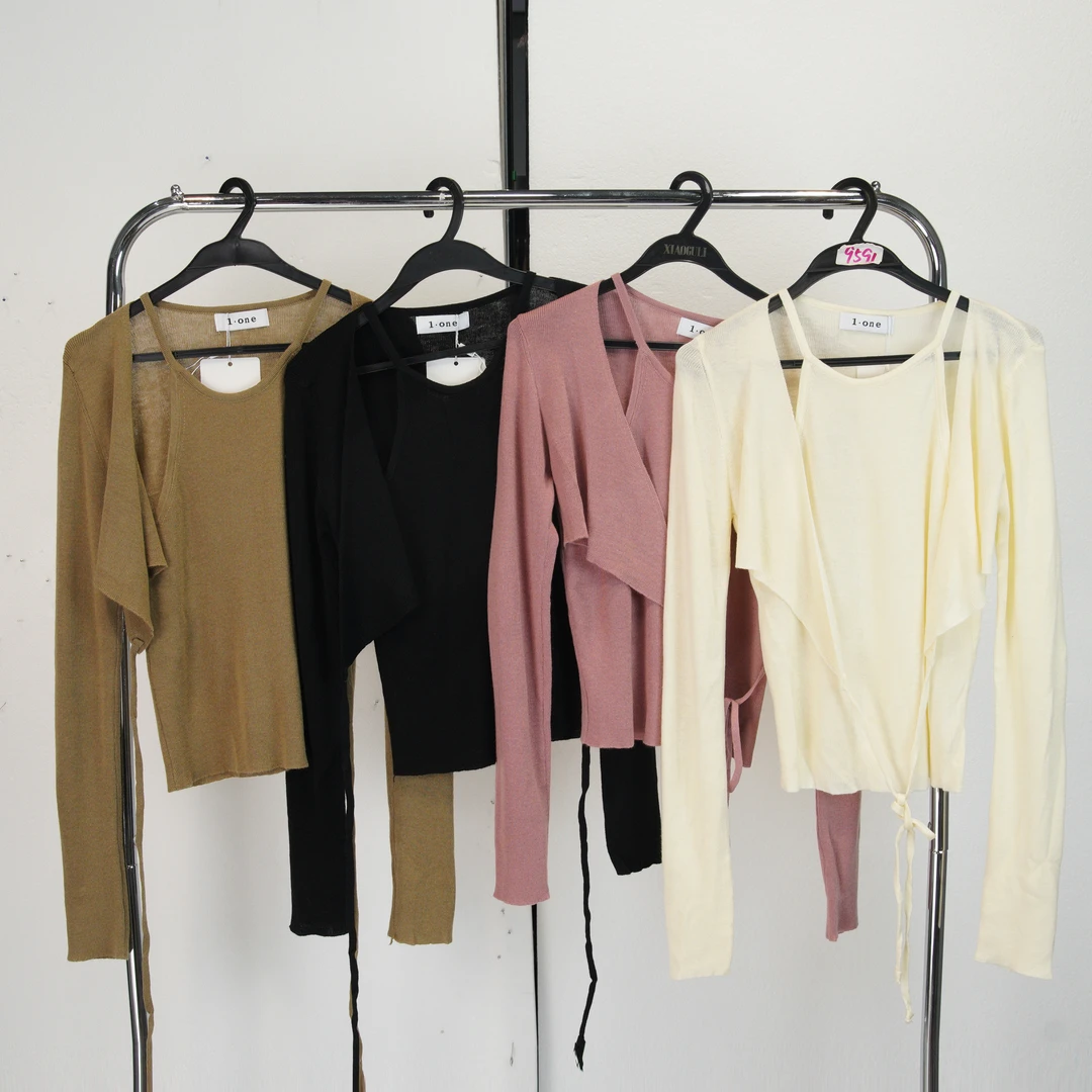 【青苍】时尚气质百搭假两件拼接针织上衣