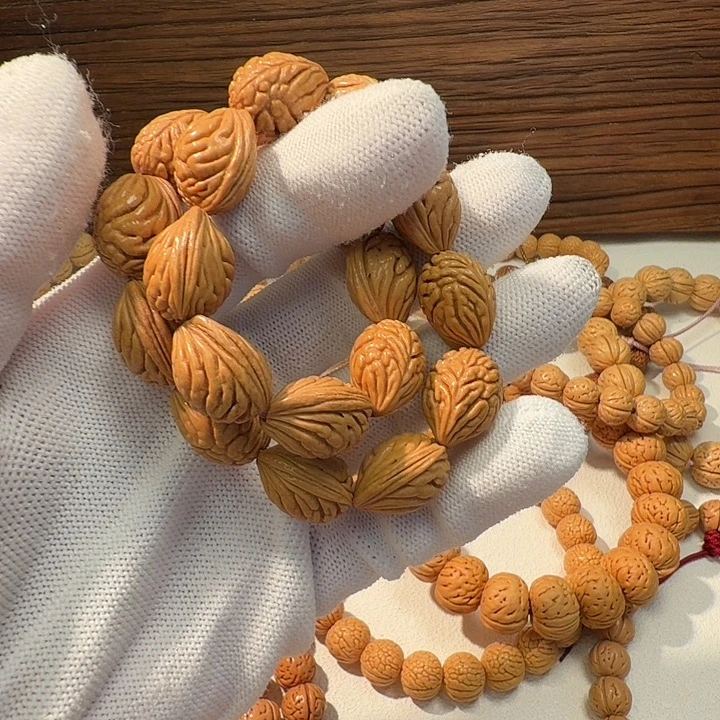 柱***哥吊坠桃核精品桃核