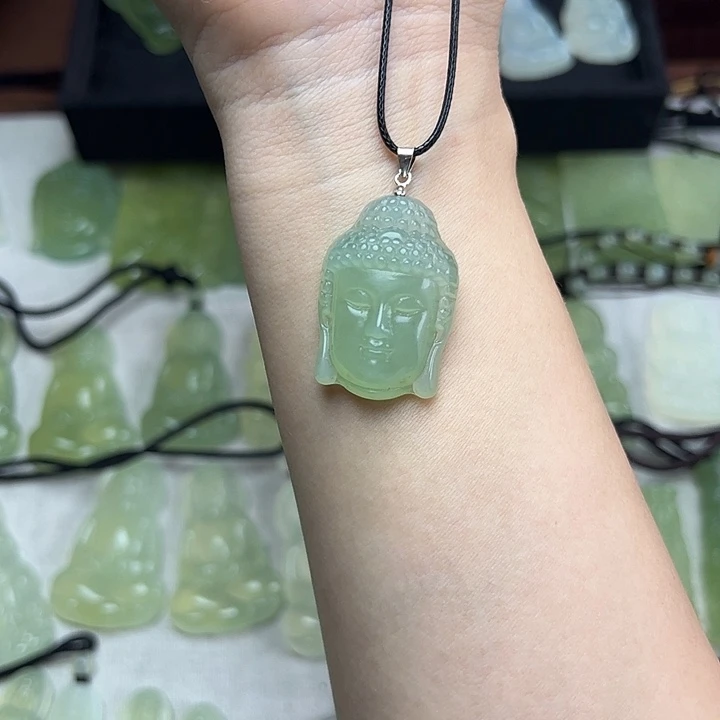 合金岫玉颈饰吊坠