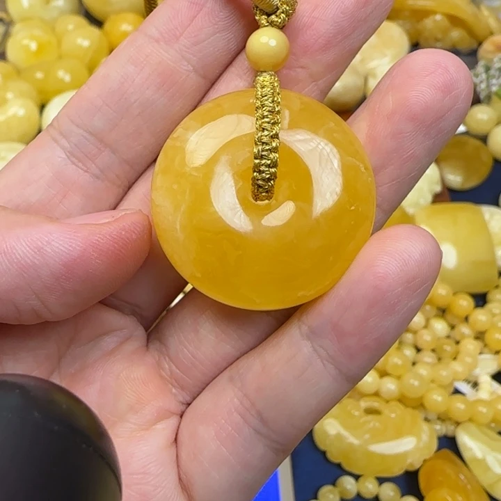 未镶嵌颈饰蜜蜡天然蜜蜡