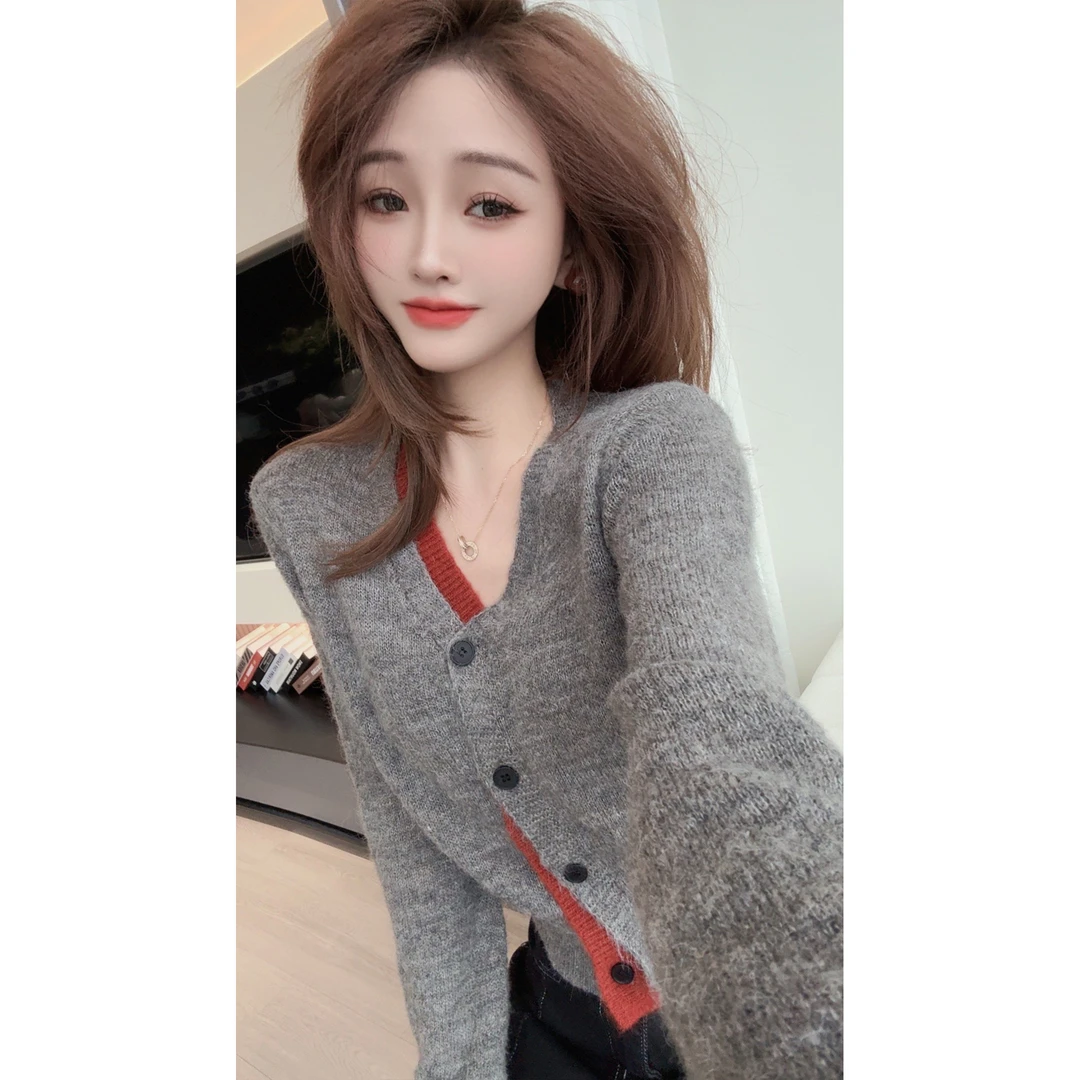 【CHEN】洋气设计感拼色假两件毛衣时尚气质减龄针织打底衫24122703