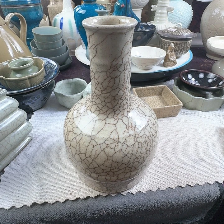 摆件三*缘瓷器和陶瓷制品