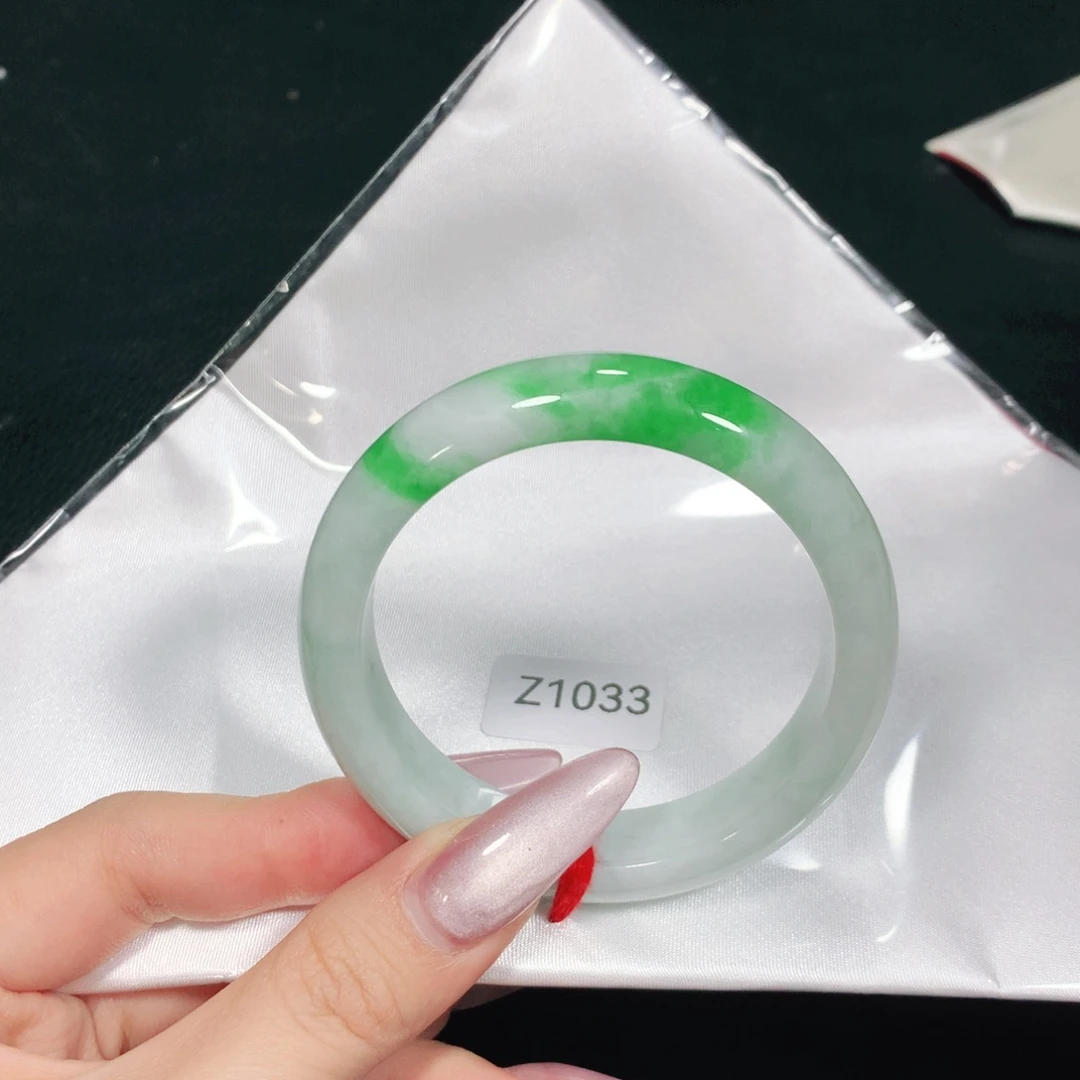翡翠未镶嵌手镯天然翡翠手镯04
