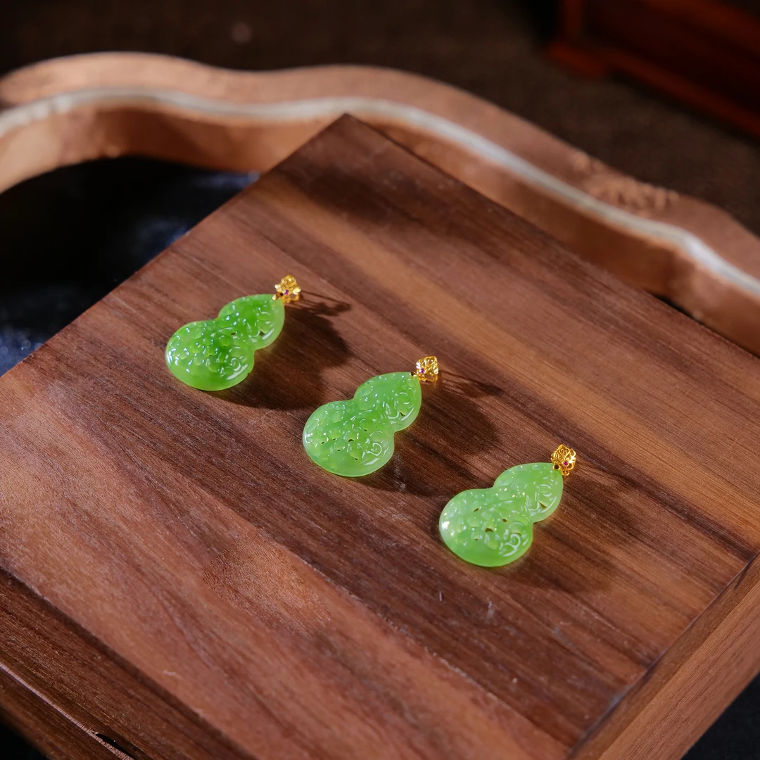 【小雨来了】18k金镶和田玉碧玉苹果绿镂空福禄吊坠 多样性发一件