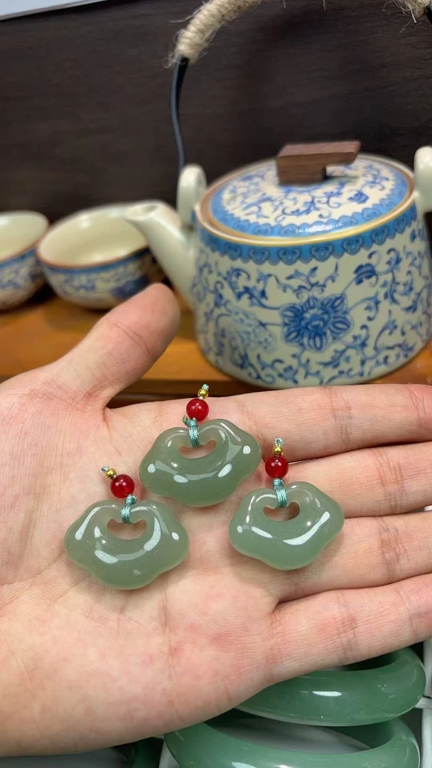 如意锁东陵玉冰润老料手工编织女款时尚复古