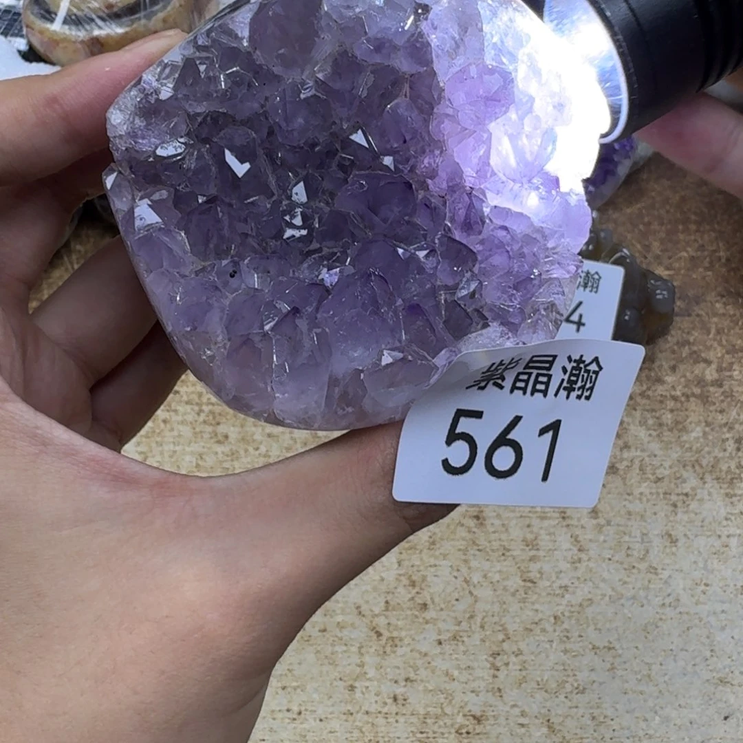 未镶嵌水晶大型摆件（非配饰）