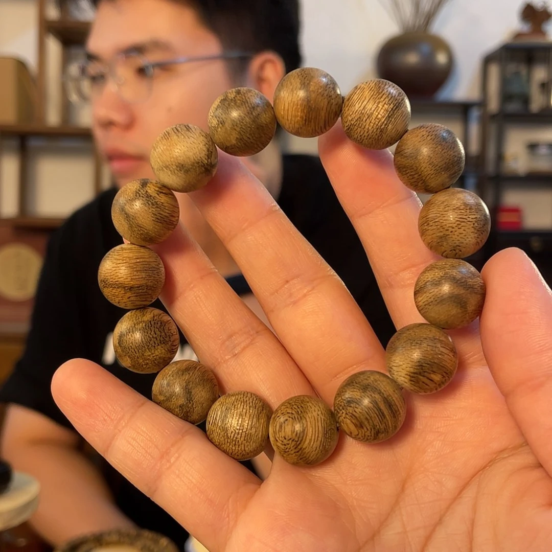沉香手串菩萨棋14.5mm,15.66g