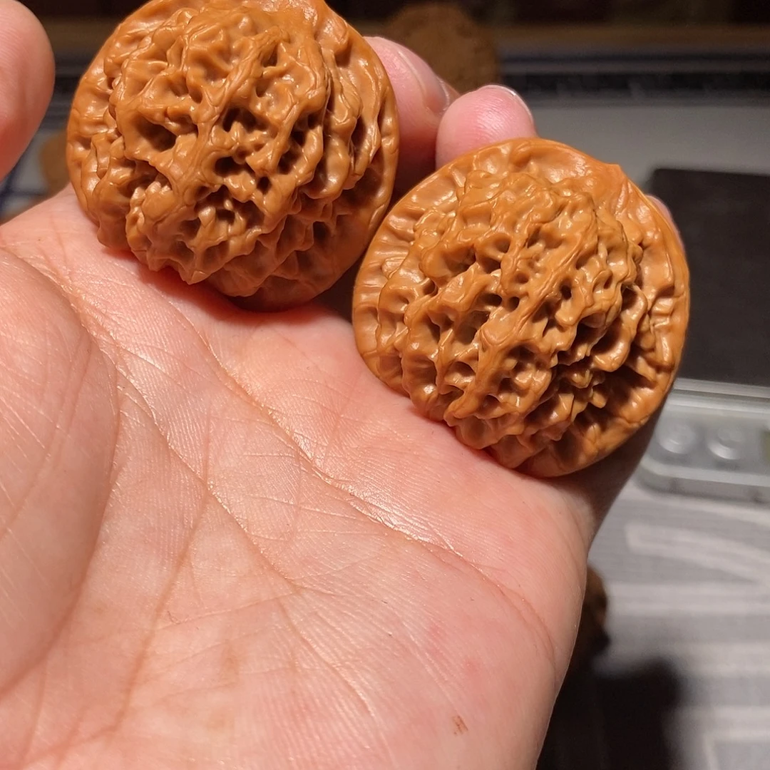 阿***光文玩核桃把件018秦闷39尺微修