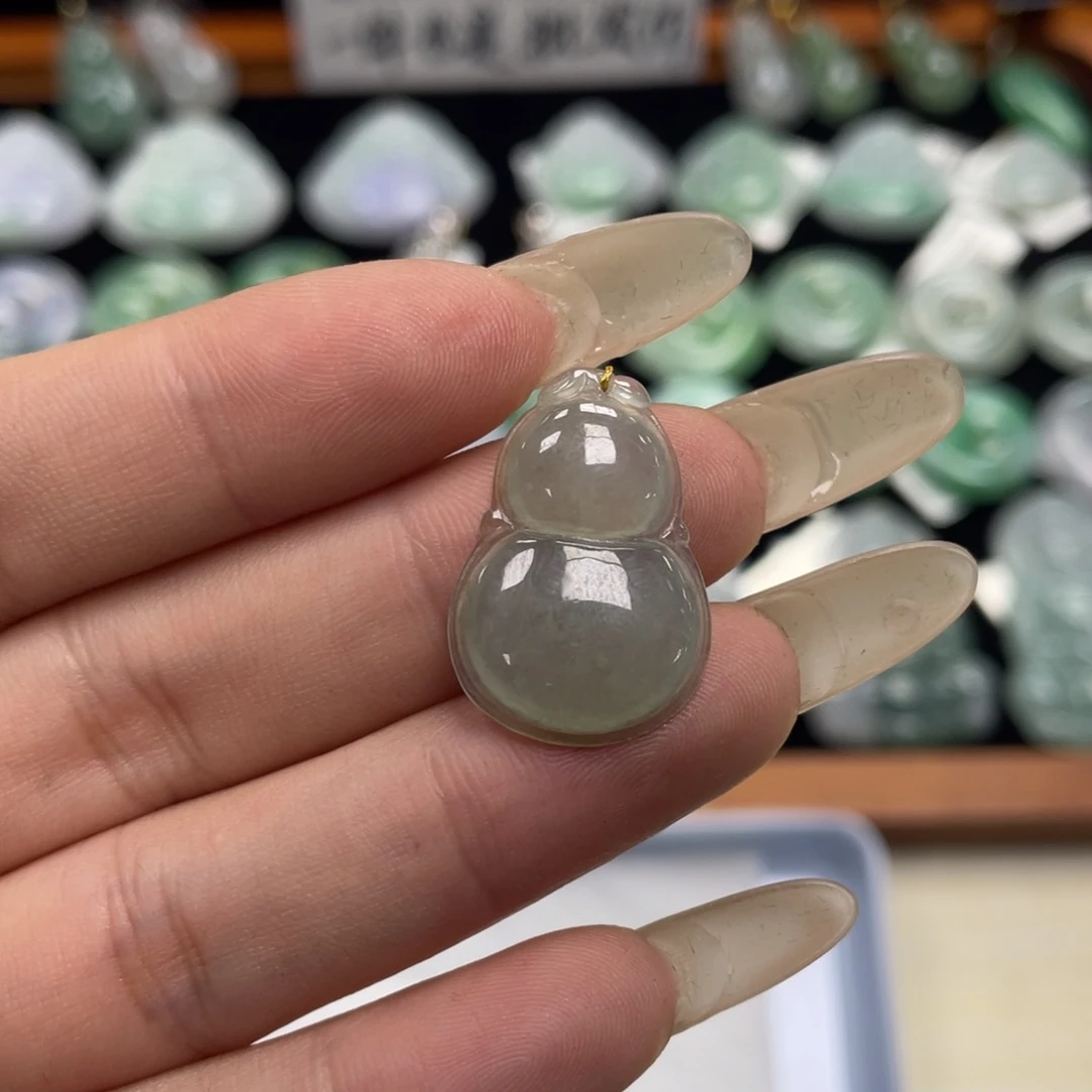 颈饰未镶嵌翡翠葫芦