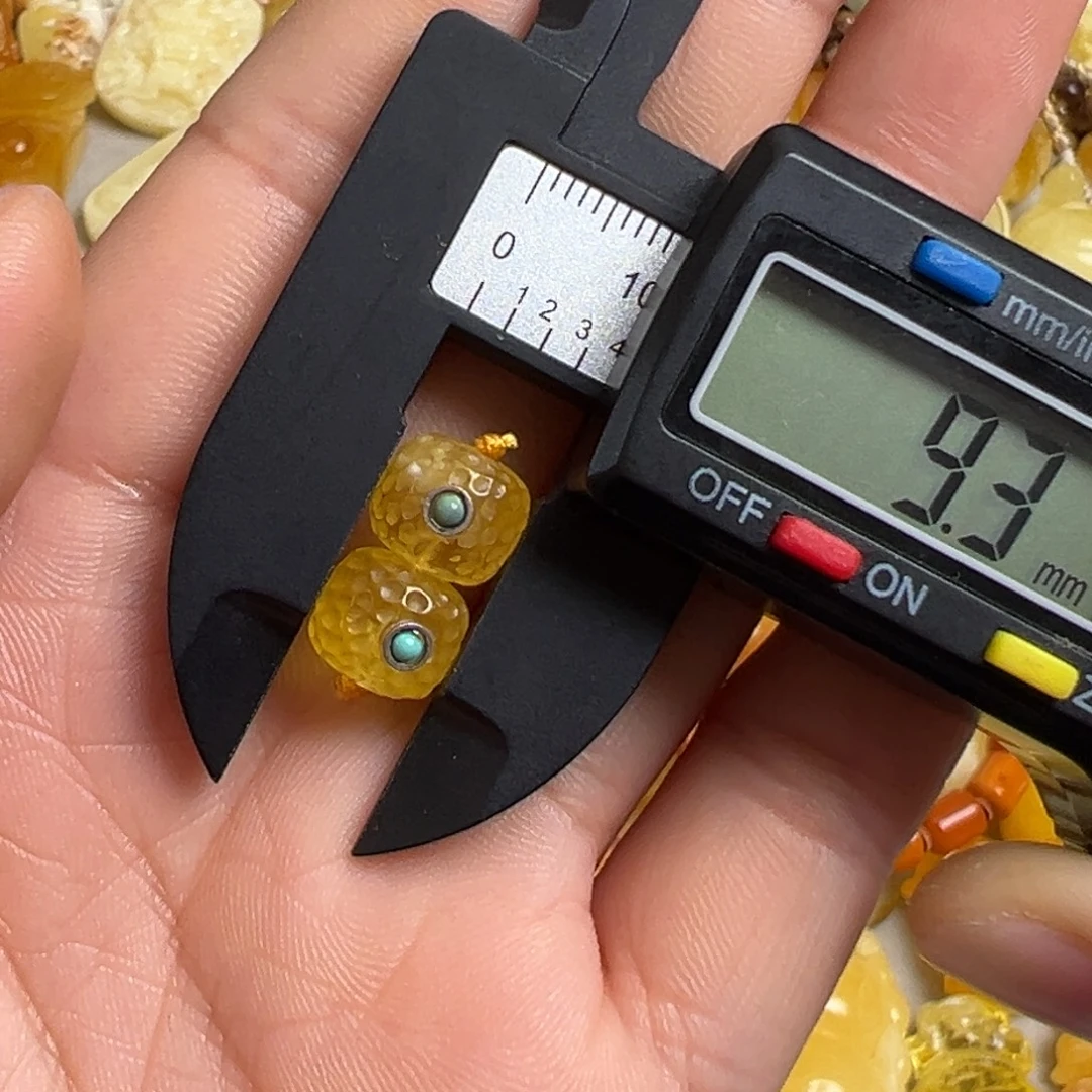 琥珀未镶嵌裸石琥珀