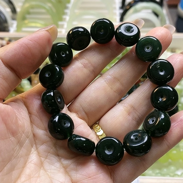 蛇纹石玉未镶嵌手镯正***起