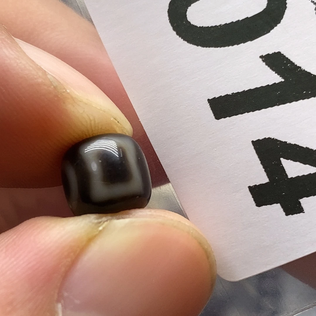 玛瑙/玉髓未镶嵌裸珠2014