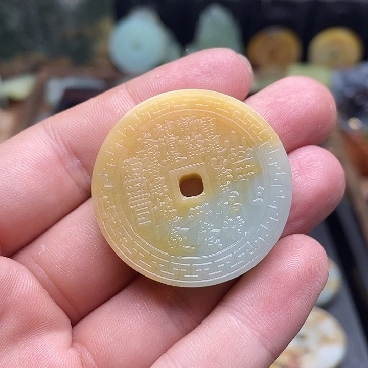 和田玉挂件未镶嵌薏***了