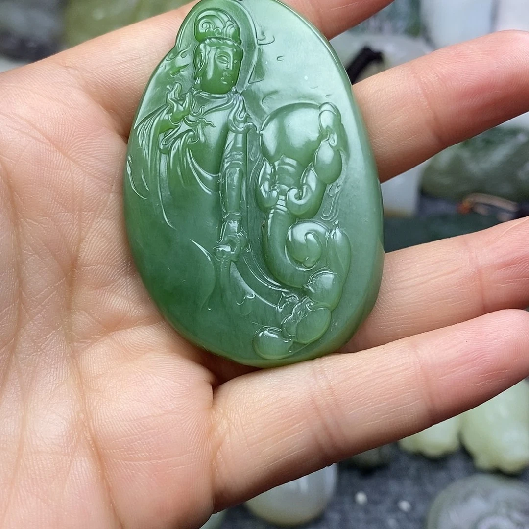 和田玉未镶嵌颈饰