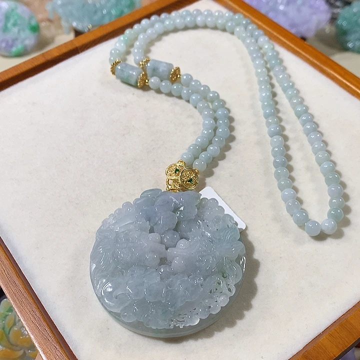 翡翠未镶嵌颈饰翡翠吊坠