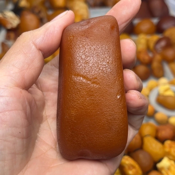 琥珀未镶嵌裸石天然蜜蜡吊坠