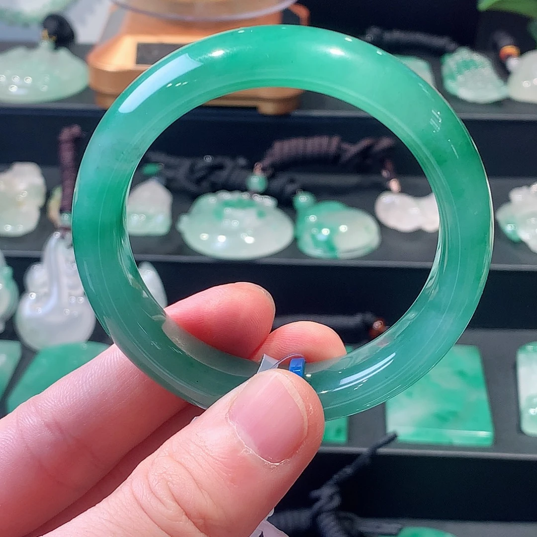 石英质玉未镶嵌手镯5455