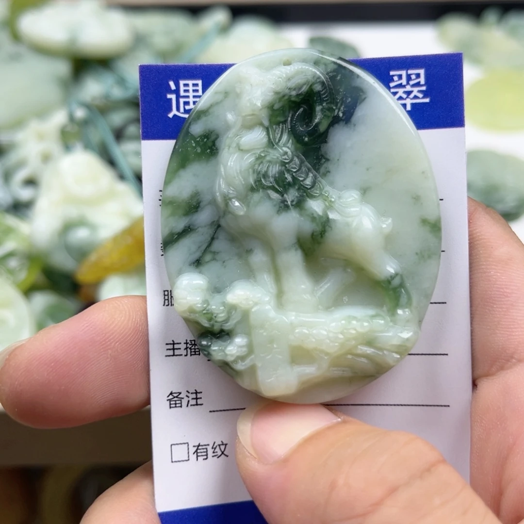 透闪石-蛇纹石玉未镶嵌手镯