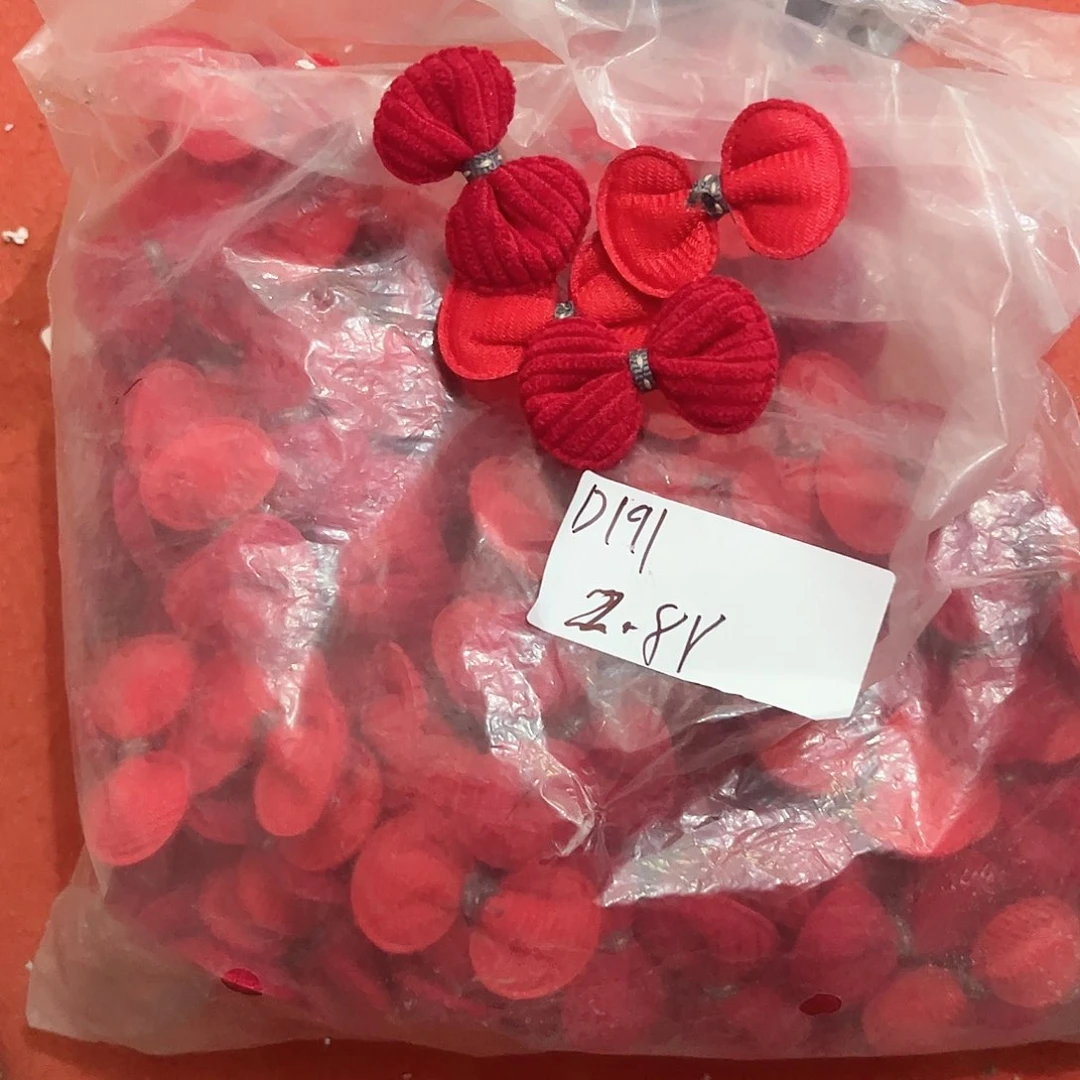 红色蝴蝶结2，8thhjjjjj