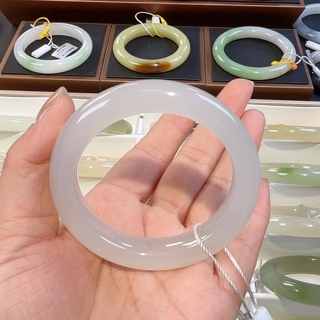 和田玉未镶嵌手镯55.4