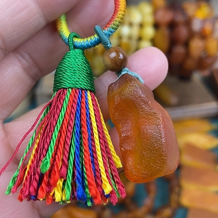 蜜蜡未镶嵌颈饰钥匙扣