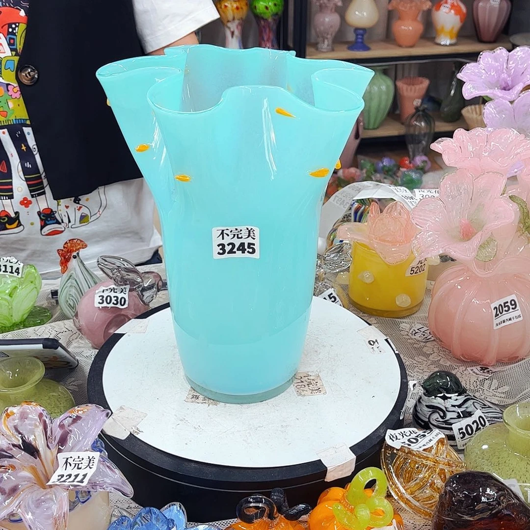 3245 家悦琉璃工艺品不完美