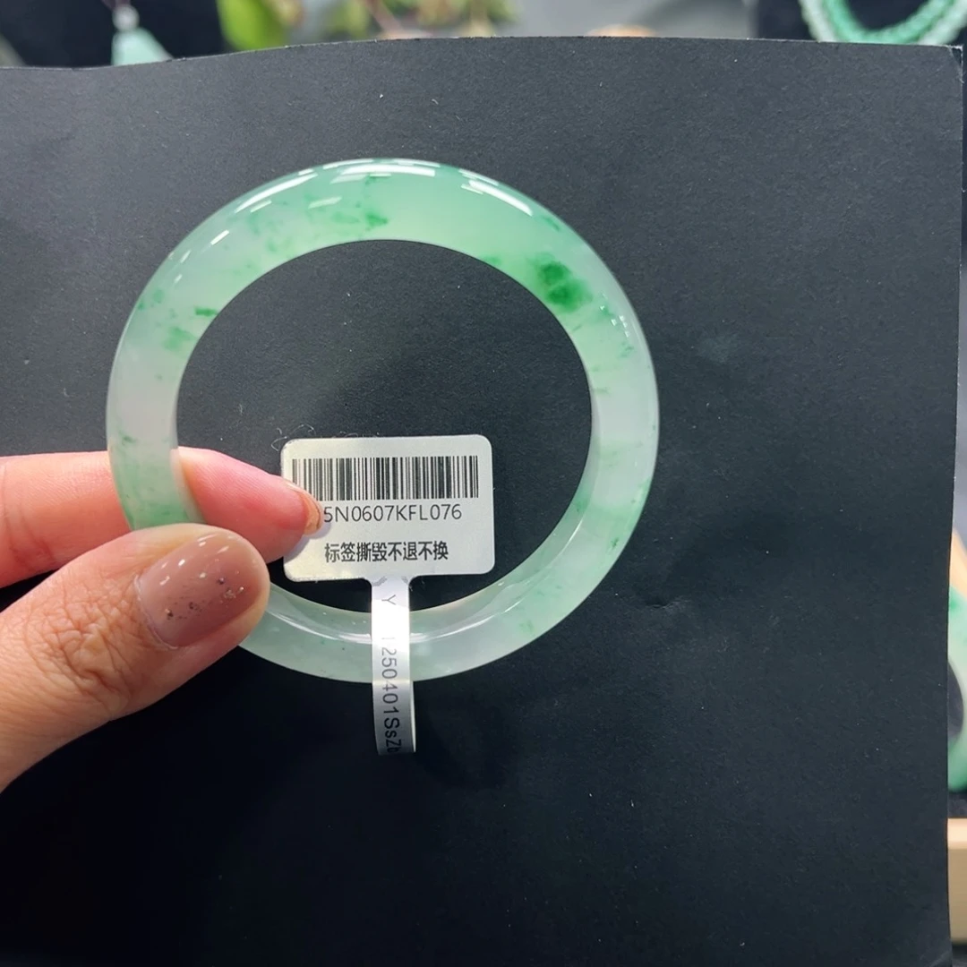 ┩***┢石英质玉手镯未镶嵌➕玲玲55