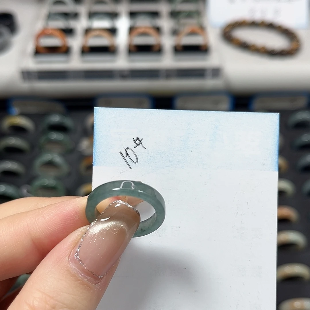 未镶嵌戒指翡翠翡翠戒圈