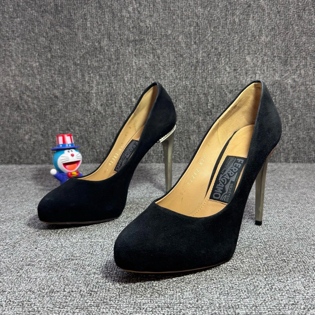 99新 FERRAGAMO/菲拉格慕 黑色绒面高跟鞋 34.5码 D7165