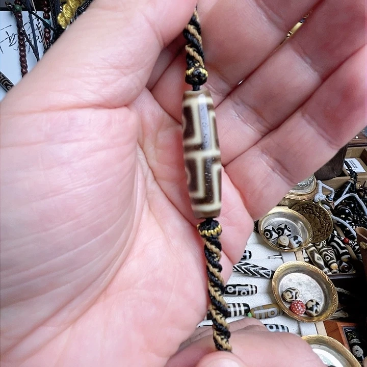 玛瑙/玉髓颈饰合金