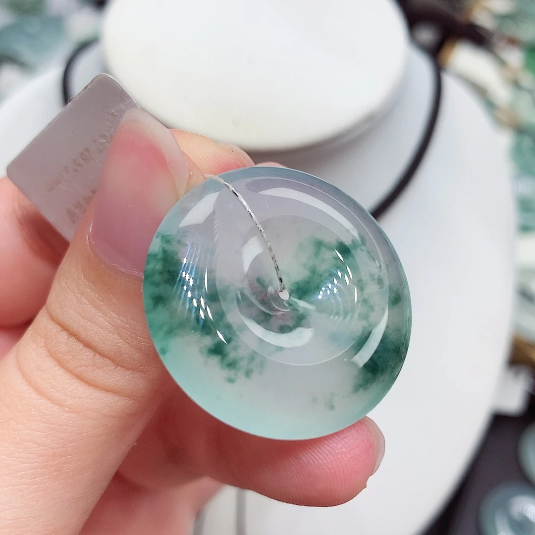 翡翠未镶嵌胸饰翡翠97，28.5/5.7