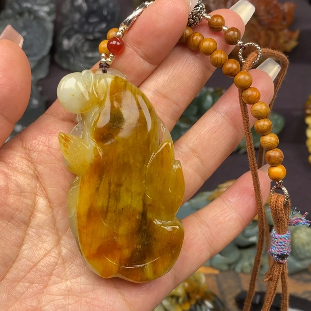 蛇纹石玉未镶嵌吊坠(赠链)