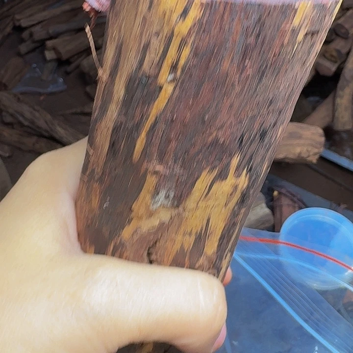 秦***辉降真香把件定制不退不换