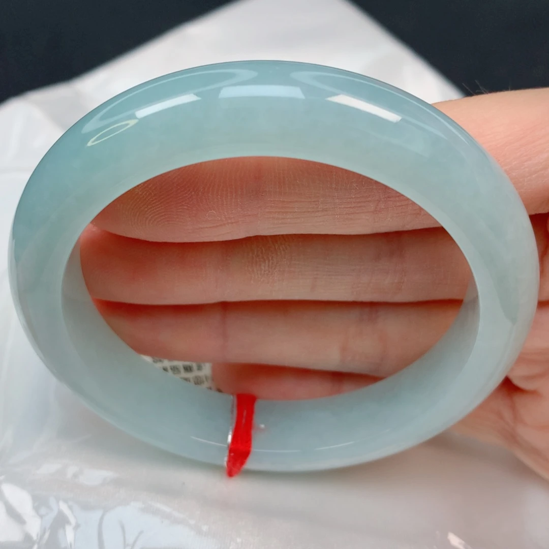 未镶嵌手镯翡翠55.7正圈，细糯淡蓝，027