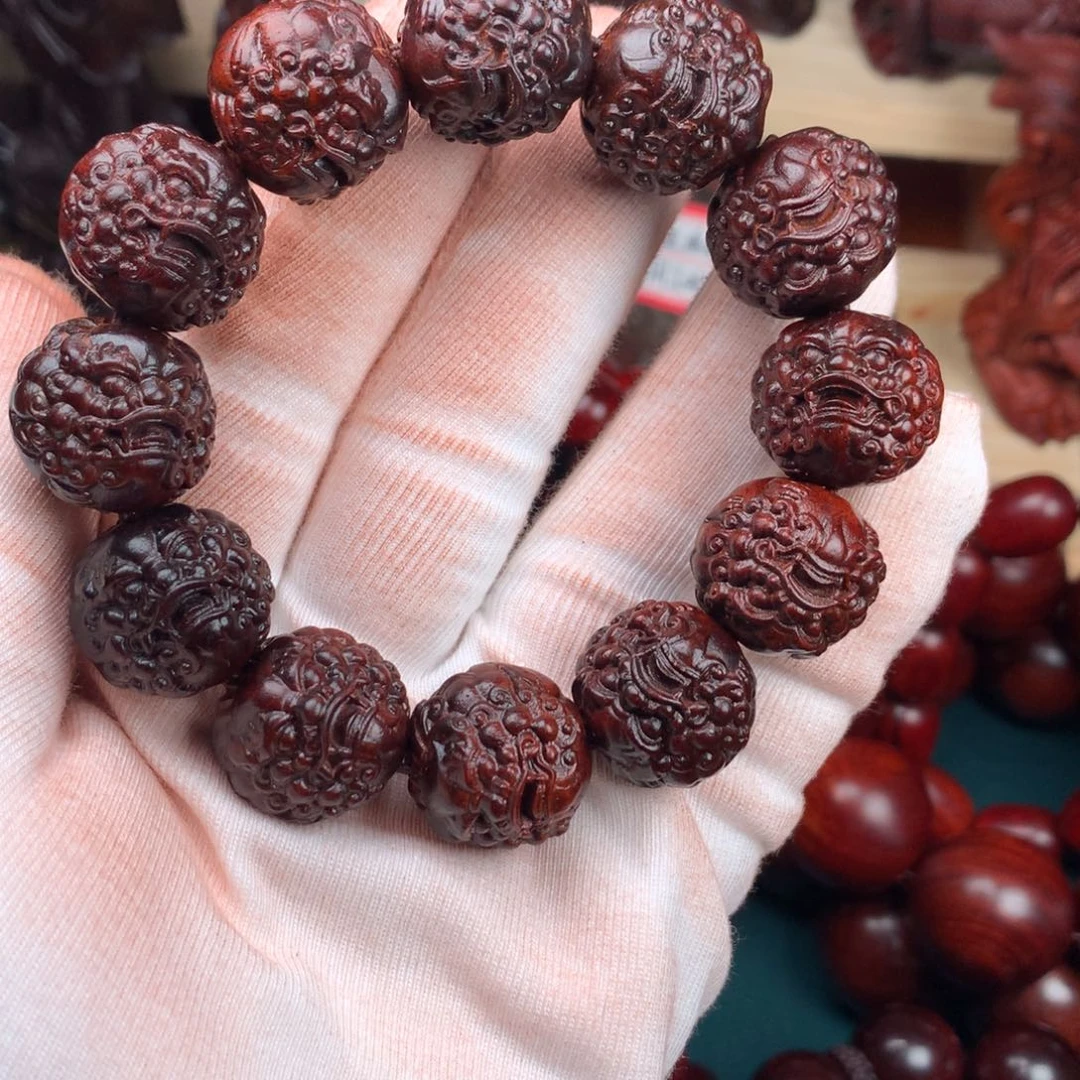 木2.0貔貅雕刻手串。。