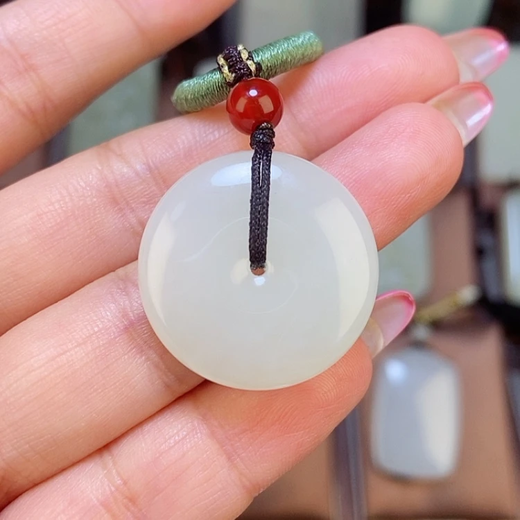 【闪购商品】颈饰未镶嵌和田玉