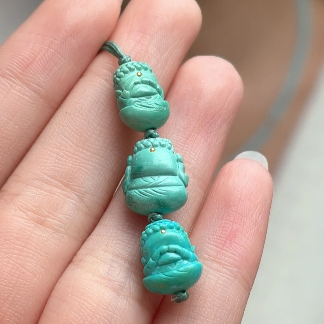 绿松石未镶嵌颈饰