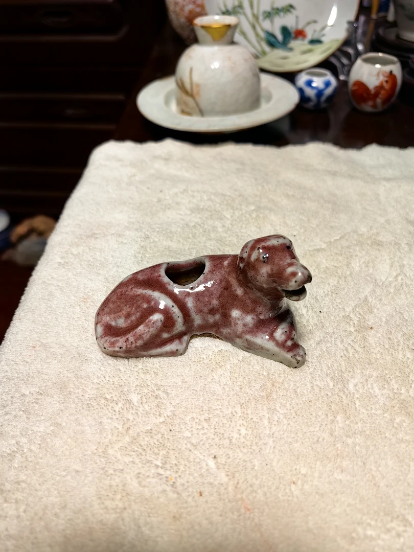 陶瓷工艺品红釉文房狗水盂